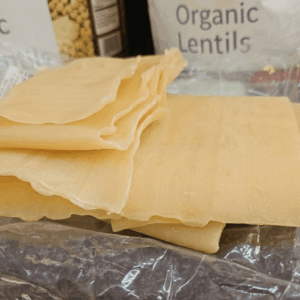 שעוות דבורים טהורה Bee Wax דונג טבעי 100% על עלים נארז לפי משקל בכפולות של 100 גרם