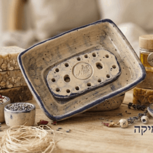 סבוניית קרמיקה בעבודת יד נורה לייבמן מדרשת בן גוריון